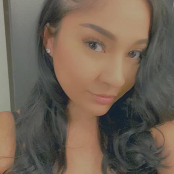 Meet your Posher, Justine - Picture 1 of 1